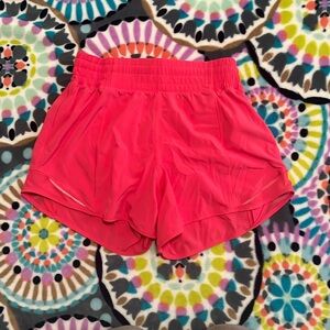 Lululemon size 4 Lipgloss shorts